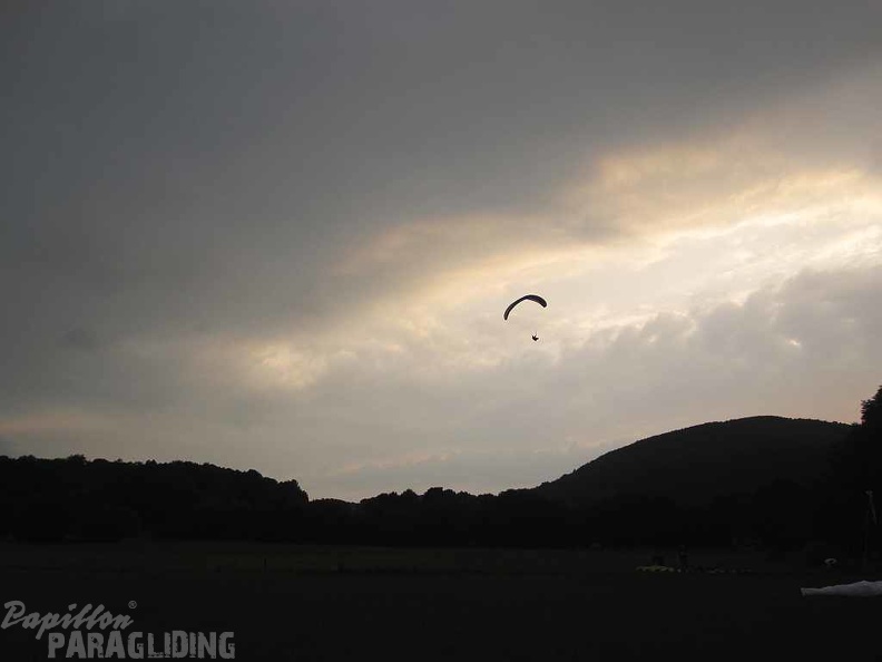 2010 RK32.10 Wasserkuppe Paragliding 014