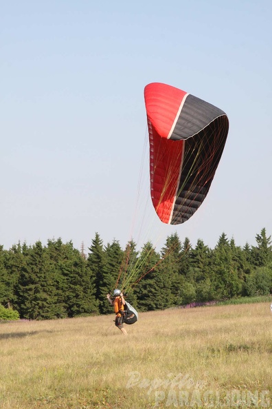 2010 RS28.10 Wasserkuppe Gleitschirm 013