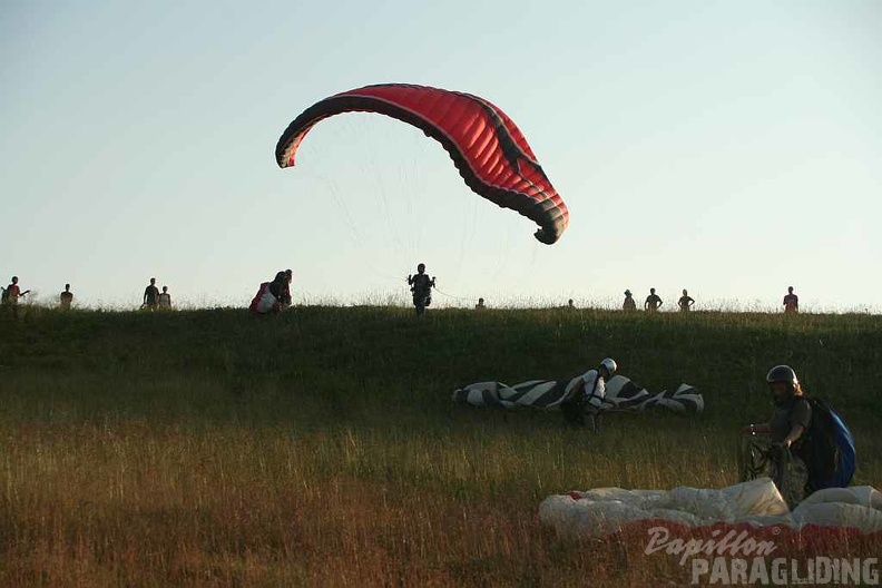 2010 RS28 10 Wasserkuppe Gleitschirm 067