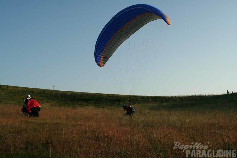 2010 RS28 10 Wasserkuppe Gleitschirm 072