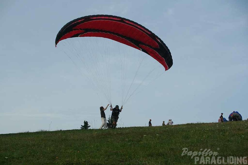 2010_RS28_10_Wasserkuppe_Gleitschirm_116.jpg