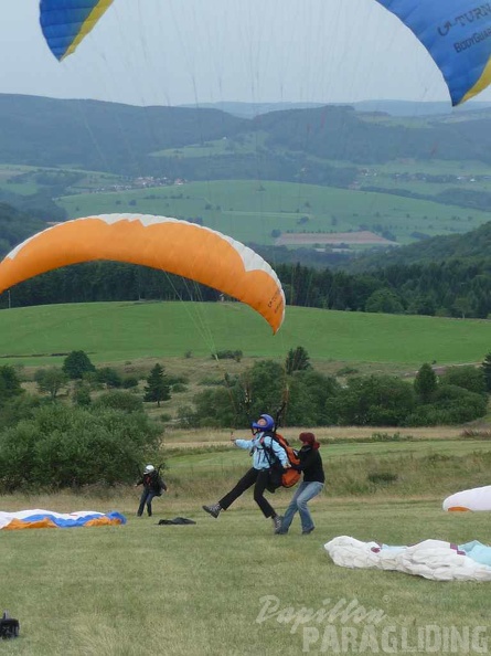 2010 RS32 10 Wasserkuppe Gleitschirm 031