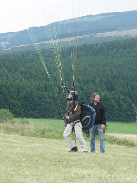 2010 RS32 10 Wasserkuppe Gleitschirm 062