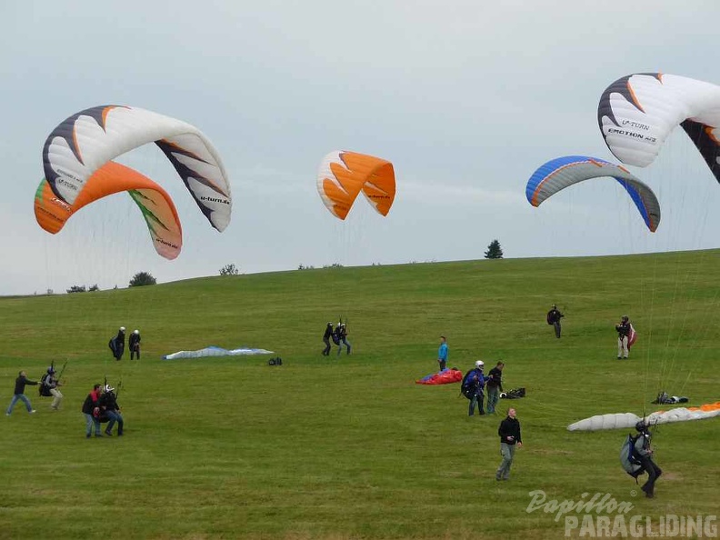 2010 RS32 10 Wasserkuppe Gleitschirm 099