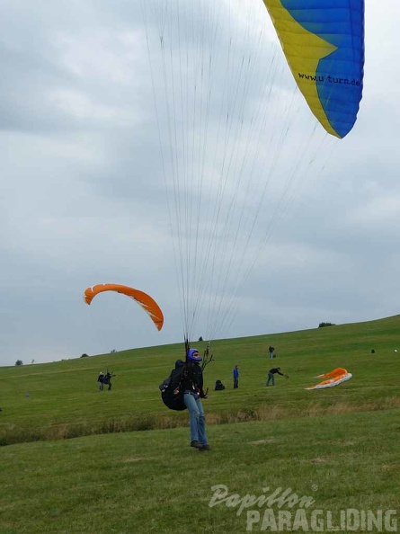 2010_RS32_10_Wasserkuppe_Gleitschirm_106.jpg