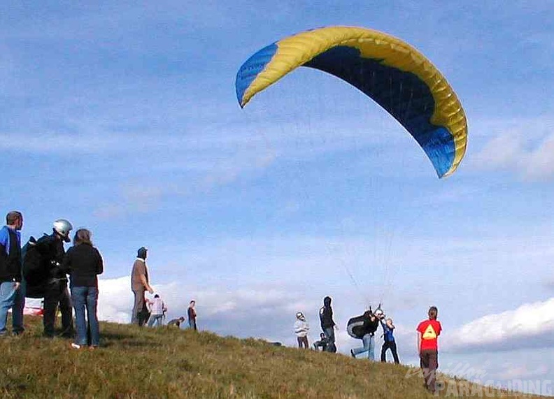 2010 RS37.10 Wasserkuppe Gleitschirm 074