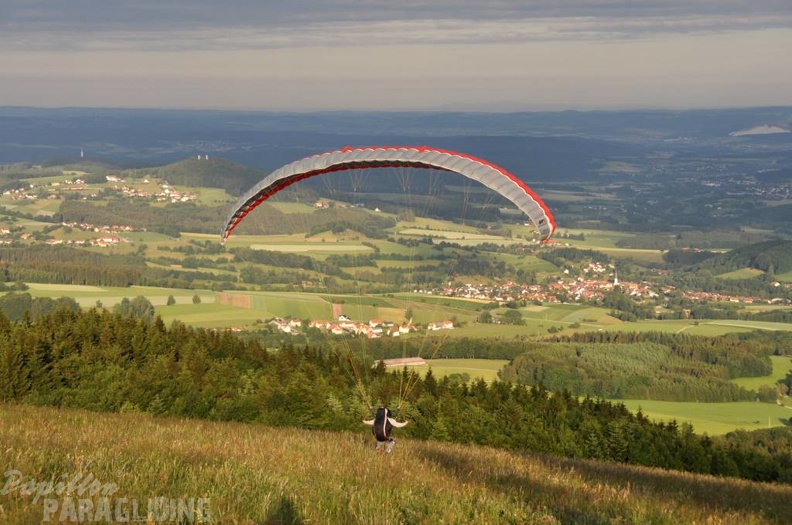 2011_Pfingstfliegen_Paragliding_006.jpg