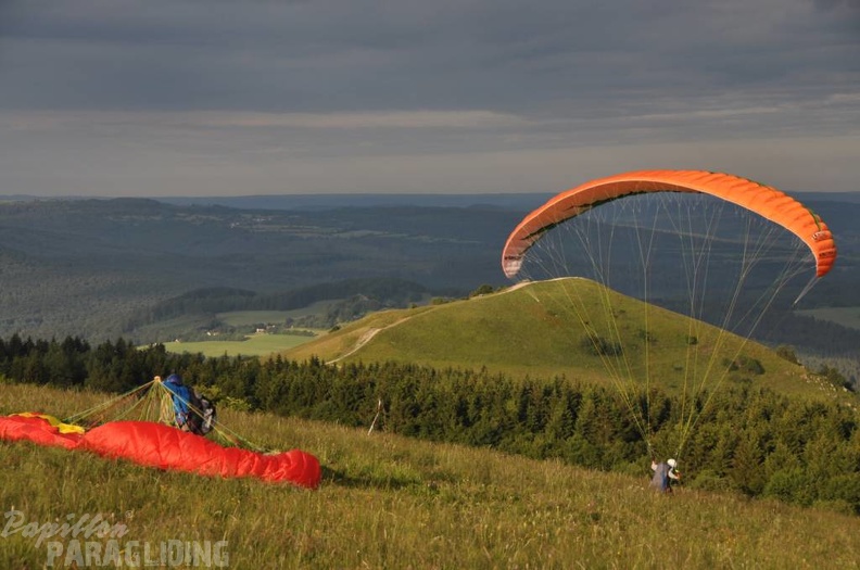 2011_Pfingstfliegen_Paragliding_035.jpg