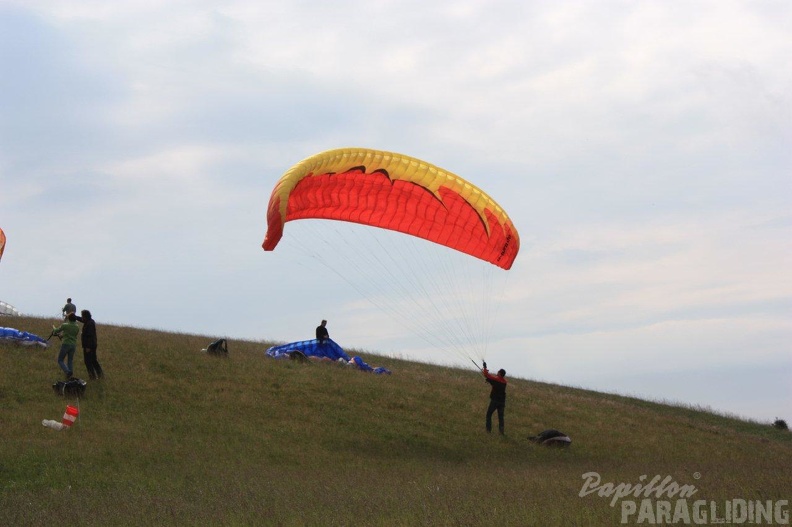 2011 RFB JUNI Paragliding 001