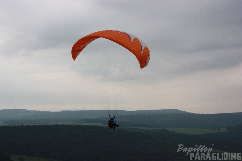 2011 RFB JUNI Paragliding 008