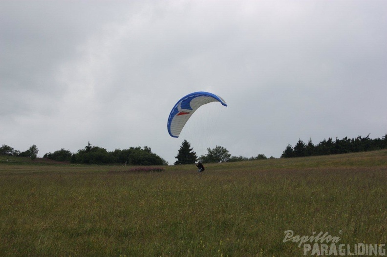 2011 RFB JUNI Paragliding 018