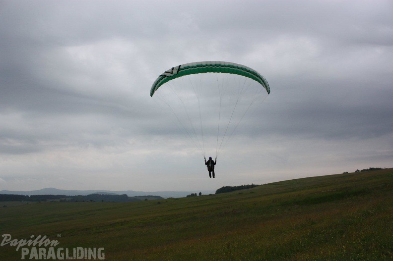 2011 RFB JUNI Paragliding 024