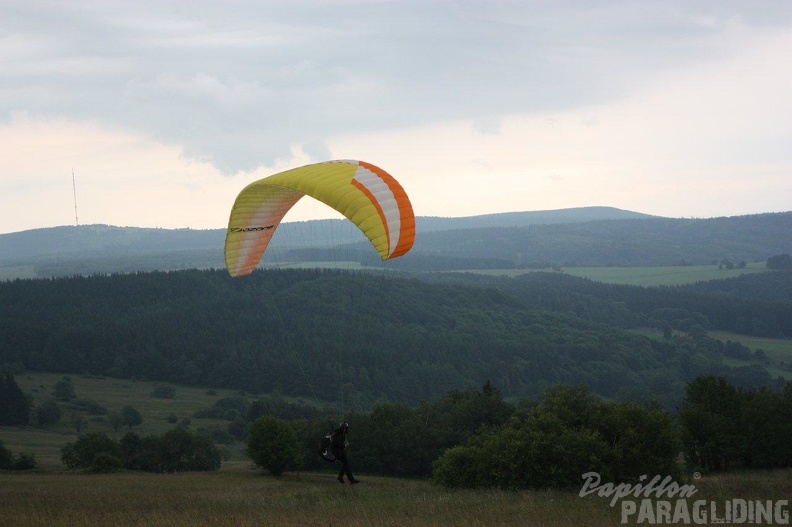 2011 RFB JUNI Paragliding 036