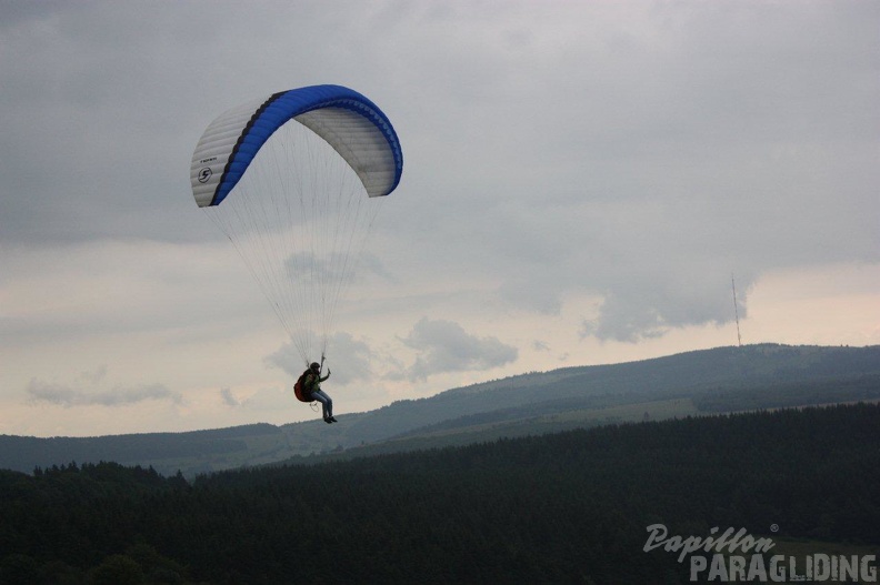 2011 RFB JUNI Paragliding 046