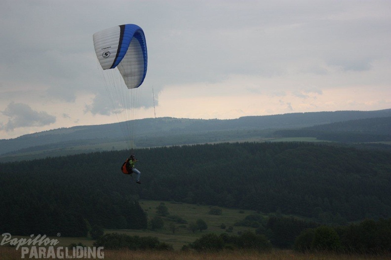 2011 RFB JUNI Paragliding 047