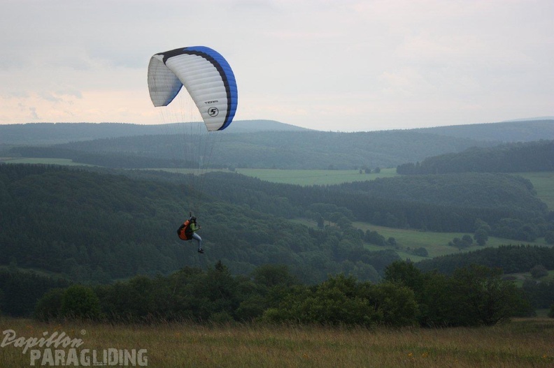 2011 RFB JUNI Paragliding 048