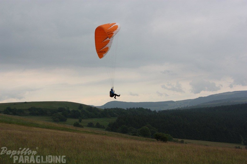 2011 RFB JUNI Paragliding 053