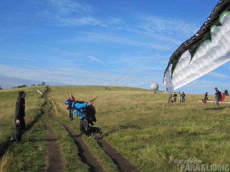 2011 RK31.11.RALF Paragliding Wasserkuppe 001