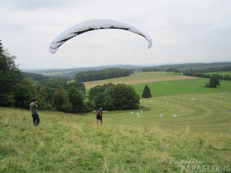 2011 RK31.11.RALF Paragliding Wasserkuppe 035