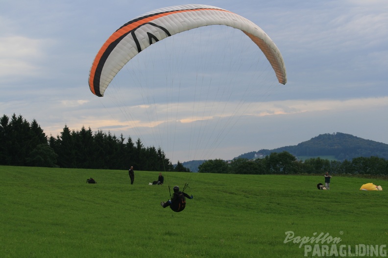 2011_RK33.11_Paragliding_Wasserkuppe_027.jpg