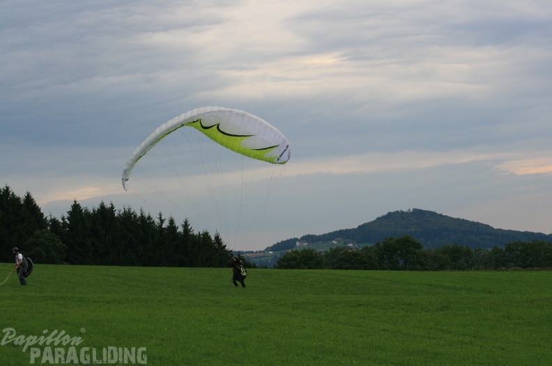 2011_RK33.11_Paragliding_Wasserkuppe_034.jpg