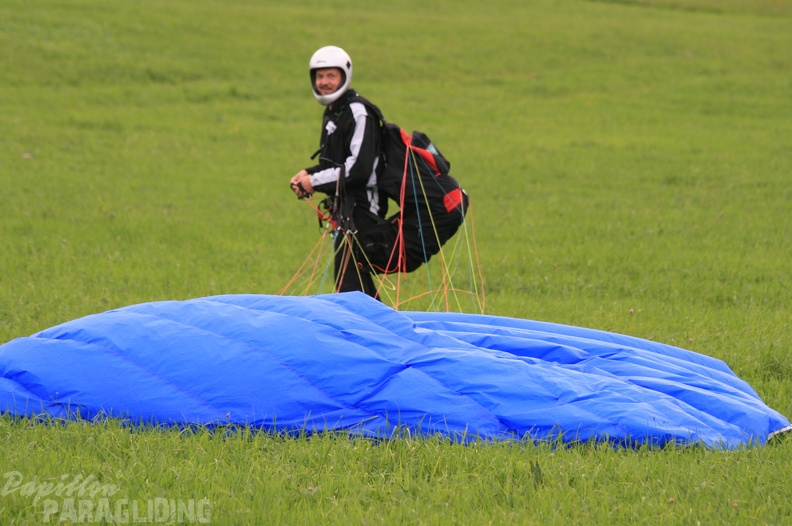 2011_RK33.11_Paragliding_Wasserkuppe_041.jpg