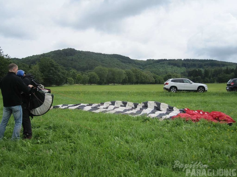 2011_RS25.11.RALF_Paragliding_Wasserkuppe_014.jpg