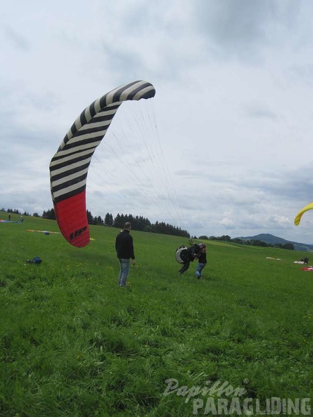 2011 RS25.11.RALF Paragliding Wasserkuppe 015