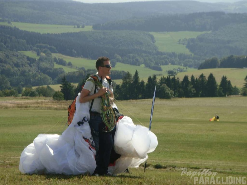 2011_RS36.11_Paragliding_Wasserkuppe_005.jpg