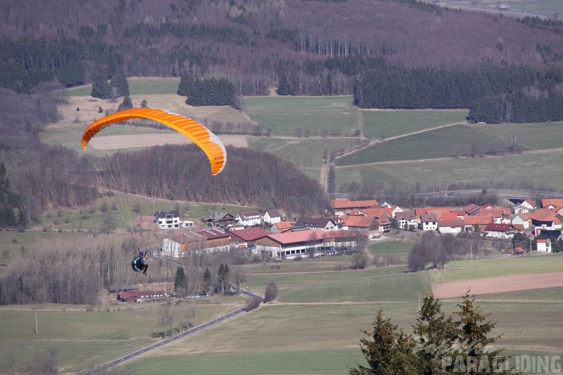 2012_HFB_Abtsrodaer_Kuppe_Gleitschirm_017.jpg