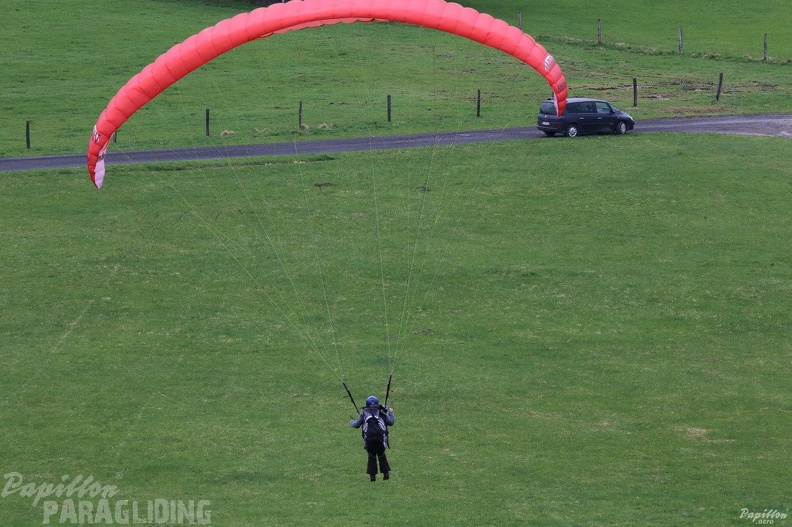 2013 RK18.13 1 Paragliding Wasserkuppe 076