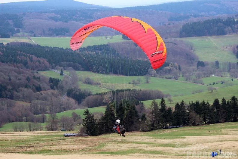 2013 RK18.13 2 Paragliding Wasserkuppe 004