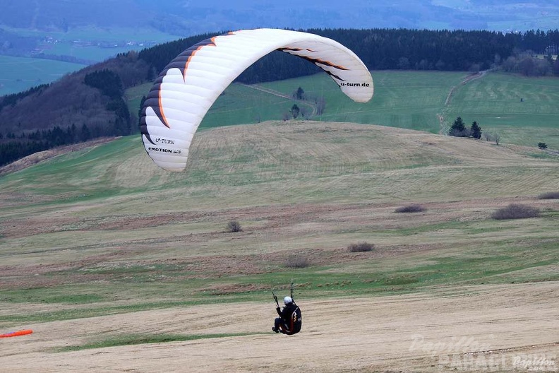 2013 RK18.13 2 Paragliding Wasserkuppe 036