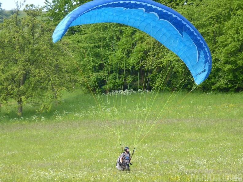 2013_RK23.13_Wasserkuppe_Gleitschirm_038.jpg