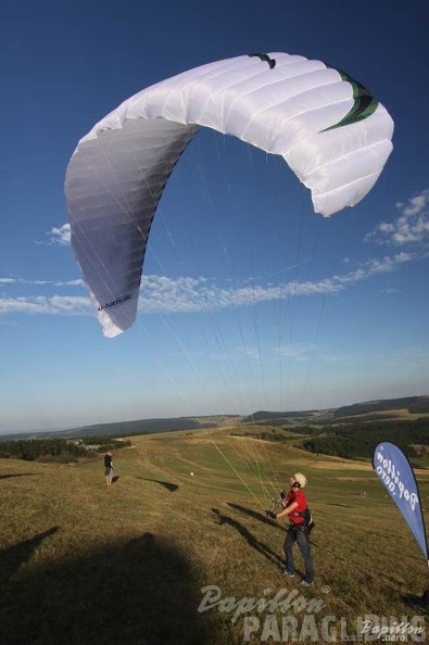 2013 RK33.13 Wasserkuppe Gleitschirm 064