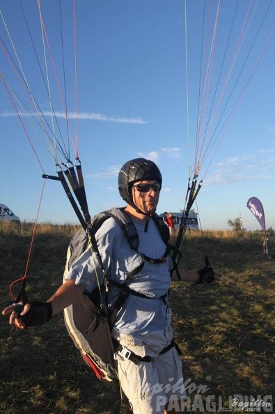 2013_RK33.13_Wasserkuppe_Gleitschirm_129.jpg