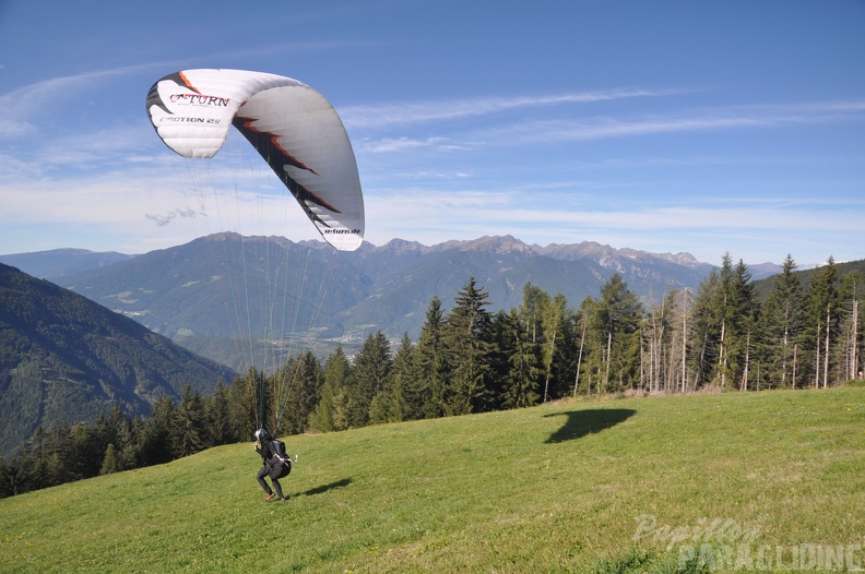 2013_RK38.13_Wasserkuppe_Gleitschirm_077.jpg