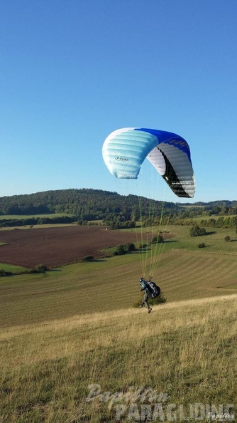 2013 RK44.13 Wasserkuppe Gleitschirm 018