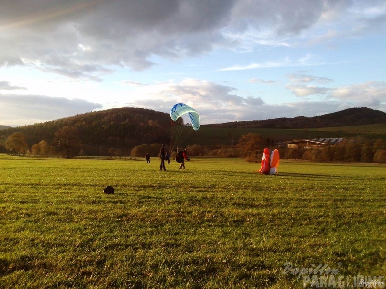 2013_RK44.13_Wasserkuppe_Gleitschirm_131.jpg