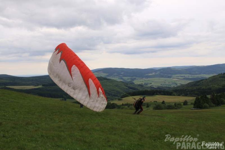 2013_RSF24.13_Wasserkuppe_Gleitschirmkurs_004.jpg