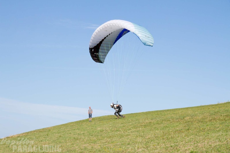 RK32 14 Paragliding Wasserkuppe 007