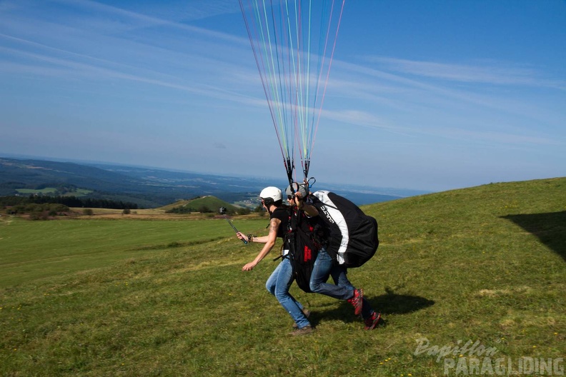 RK32_14_Paragliding_Wasserkuppe_054.jpg