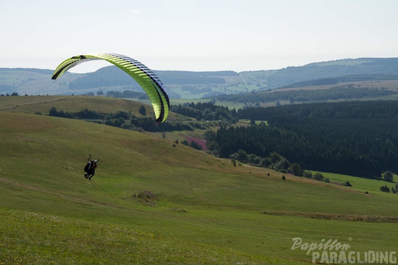 RK32_14_Paragliding_Wasserkuppe_063.jpg