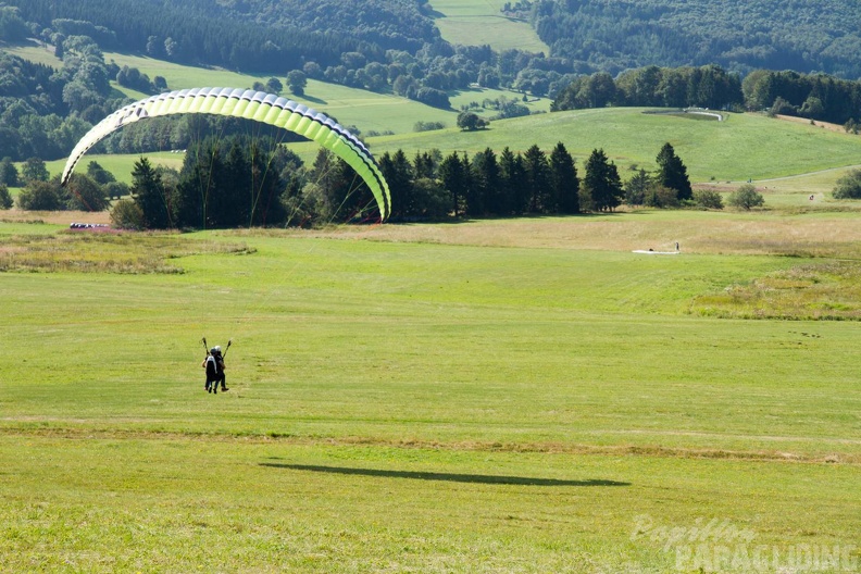 RK32 14 Paragliding Wasserkuppe 117