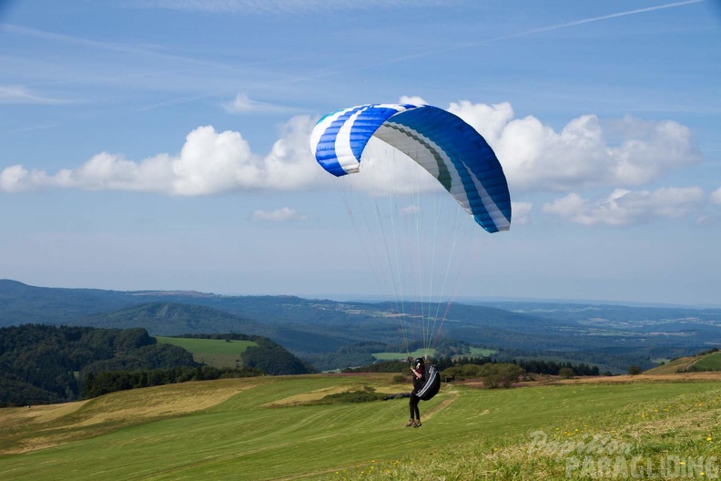 RK32 14 Paragliding Wasserkuppe 164