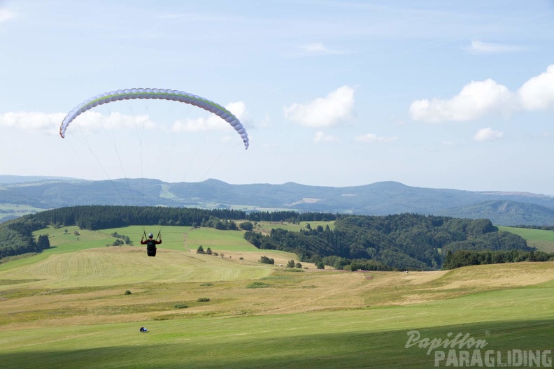 RK32 14 Paragliding Wasserkuppe 191