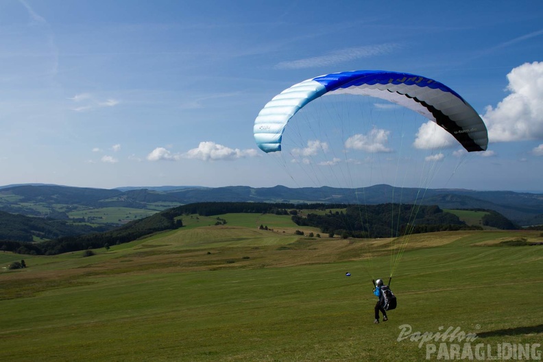 RK32 14 Paragliding Wasserkuppe 206