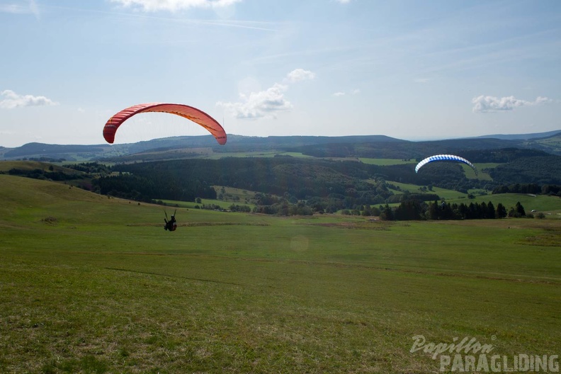 RK32 14 Paragliding Wasserkuppe 212