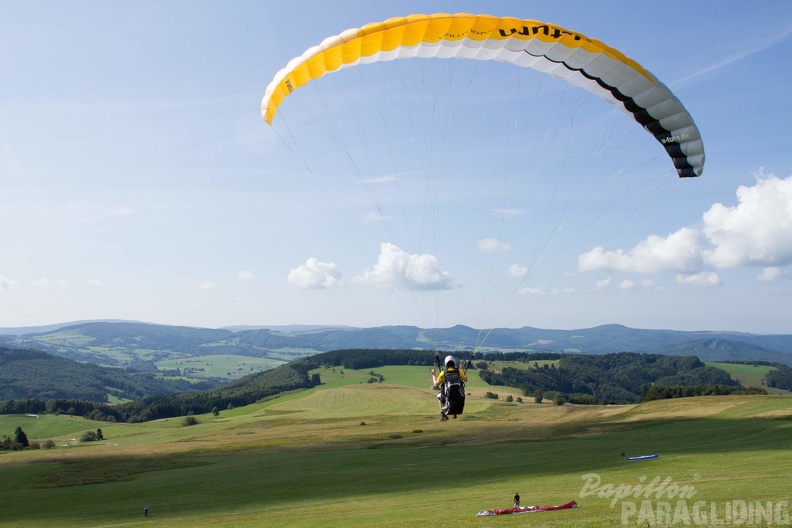 RK32 14 Paragliding Wasserkuppe 246