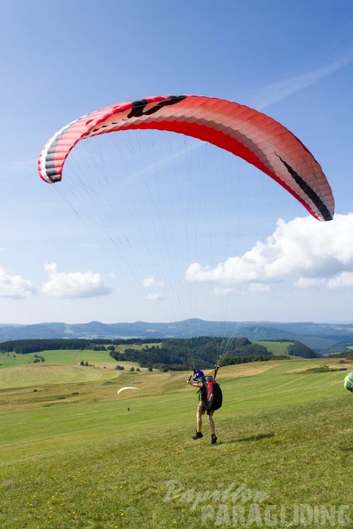 RK32 14 Paragliding Wasserkuppe 254